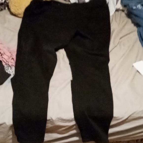 Jet Black American Eagle jeans - Picture 3 of 3